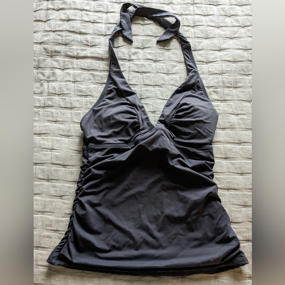 Athleta swimming suit top